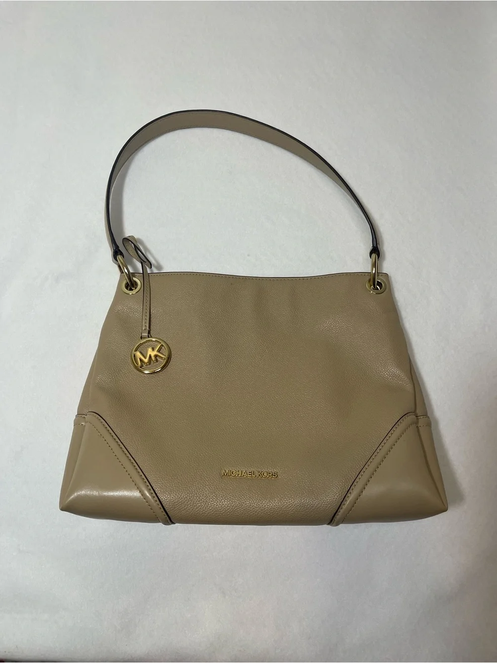 Michael Kors Beige Pebbled Leather Shoulder Bag Gold Hardware Large Hobo